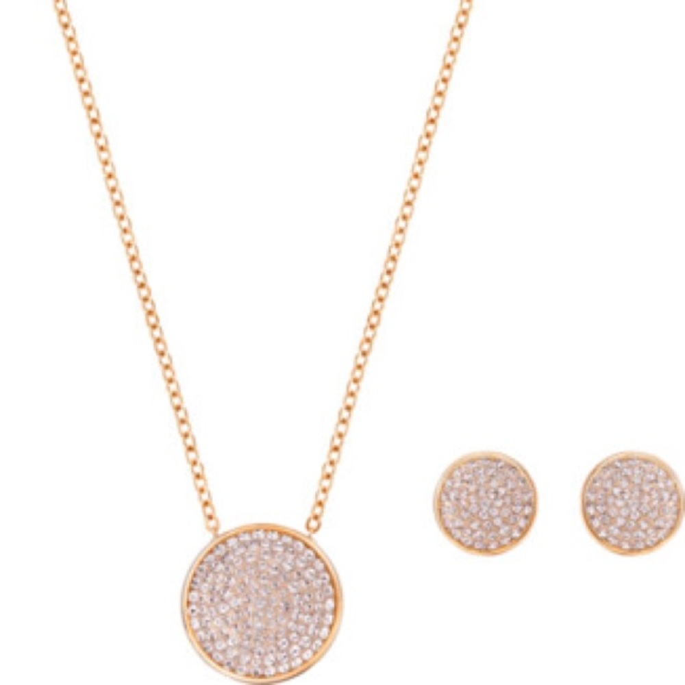 Swarovski Womens Earring & Necklace Set 💓